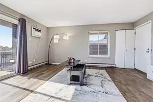 15712 Terrace Dr, Oak Forest, IL 60452 - Photo 2