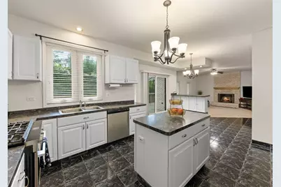 16W374 94th Street, Burr Ridge, IL 60527 - Photo 12