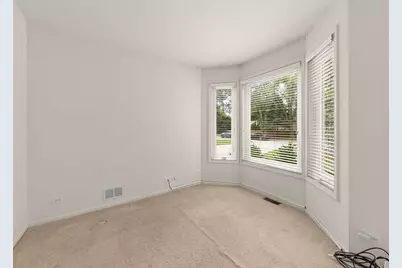 16W374 94th Street, Burr Ridge, IL 60527 - Photo 6