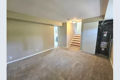 210 Redwood Court, Vernon Hills, IL 60061 - Photo 22