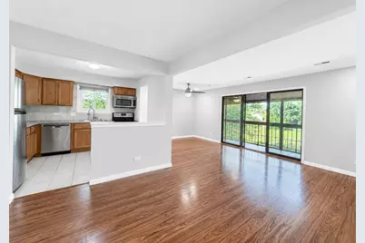 15137 Quail Hollow Drive #206, Orland Park, IL 60462 - Photo 4