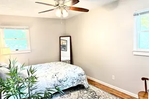 221 Rowe Dr, Bloomington, IL 61701 - Photo 18
