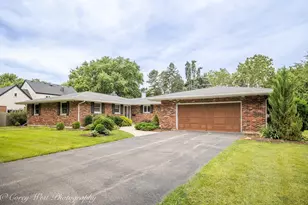 3 Golfview Pl, Dekalb, IL 60115 - Photo 1