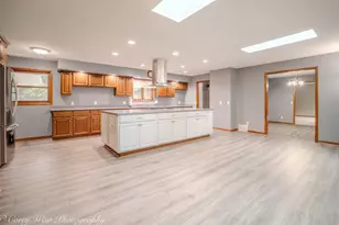 3 Golfview Pl, Dekalb, IL 60115 - Photo 8