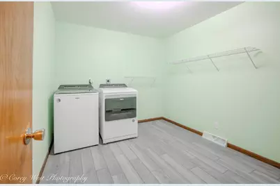 3 Golfview Place, Dekalb, IL 60115 - Photo 12