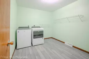 3 Golfview Pl, Dekalb, IL 60115 - Photo 12