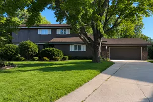 3636 Quince Ct, Downers Grove, IL 60515 - Photo 1