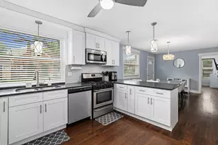 8900 S Utica Ave, Evergreen Park, IL 60805 - Photo 10