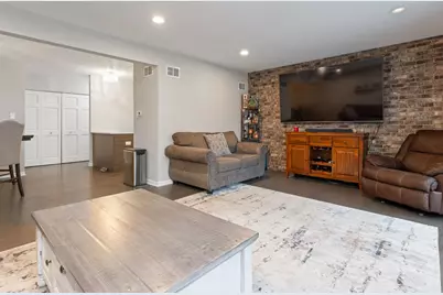 39 Sorrento Drive, Palos Heights, IL 60463 - Photo 2