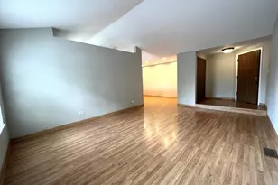 1214 Ballantrae Pl, Mundelein, IL 60060 - Photo 2