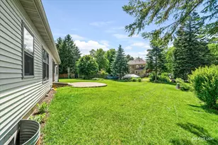 435 N Hickory St, Waterman, IL 60556 - Photo 16