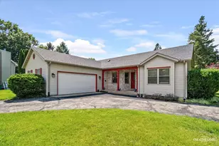 435 N Hickory St, Waterman, IL 60556 - Photo 1