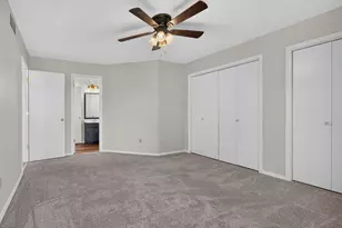 8 Rounds Rd, Bloomington, IL 61704 - Photo 18