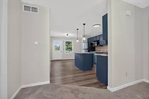 8 Rounds Rd, Bloomington, IL 61704 - Photo 10