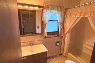 32W717 Hecker Dr, Dundee, IL 60118 - Photo 10