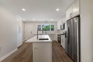 9950 S Western Ave, Chicago, IL 60643 - Photo 4