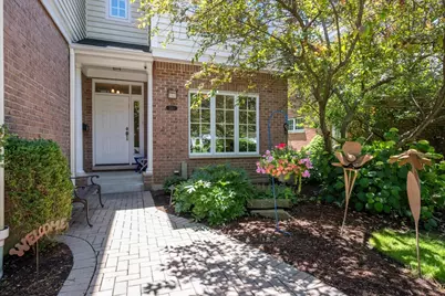 2211 Schiller Avenue, Wilmette, IL 60091 - Photo 2