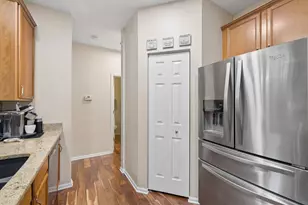 1039 Silver Hill Cir, Joliet, IL 60432 - Photo 6