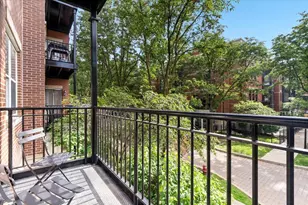 1245 N Orleans St, Chicago, IL 60610 - Photo 20