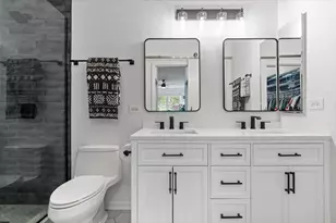1245 N Orleans St, Chicago, IL 60610 - Photo 16