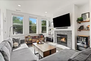 1245 N Orleans St, Chicago, IL 60610 - Photo 2