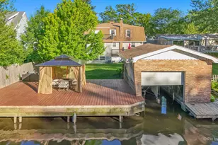34820 N Holman Ave, Ingleside, IL 60041 - Photo 2