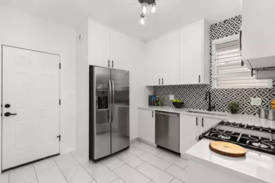 1940 N Kenneth Avenue, Chicago, IL 60639 - Photo 6