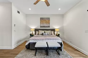 1330 W Hubbard St, Chicago, IL 60642 - Photo 12