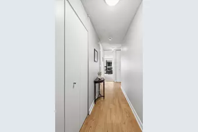 30 E Huron Street #1307, Chicago, IL 60611 - Photo 18