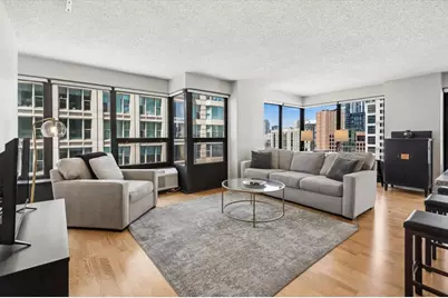 30 E Huron Street #1307, Chicago, IL 60611 - Photo 2