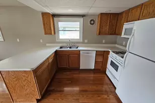 103 N Greenfield Ave, Crystal Lake, IL 60014 - Photo 10