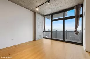 235 W Van Buren St, Chicago, IL 60607 - Photo 4
