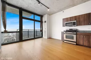 235 W Van Buren St, Chicago, IL 60607 - Photo 2