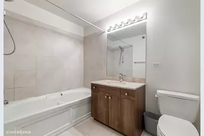 235 W Van Buren Street #3806, Chicago, IL 60607 - Photo 8