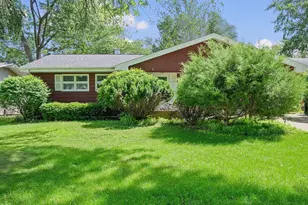 1912 E Willow Ave, Wheaton, IL 60187 - Photo 1