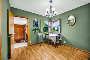902 E Vine St, Leroy, IL 61752 - Photo 10