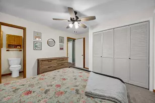 902 E Vine St, Leroy, IL 61752 - Photo 12