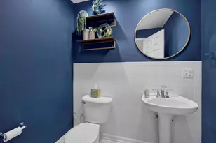 1712 W Wilson Ave, Chicago, IL 60640 - Photo 10
