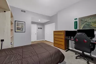1712 W Wilson Ave, Chicago, IL 60640 - Photo 16