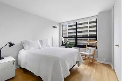 1410 N State Parkway #7A, Chicago, IL 60610 - Photo 12