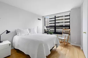 1410 N State Pkwy, Chicago, IL 60610 - Photo 12