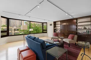 1410 N State Pkwy, Chicago, IL 60610 - Photo 2