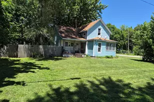 409 SW 8th Ave, Aledo, IL 61231 - Photo 4