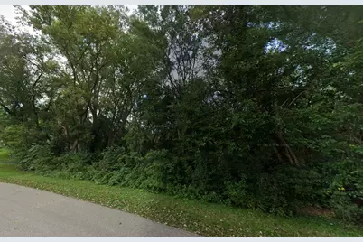 3410 Ivy Lane, Johnsburg, IL 60051 - Photo 2