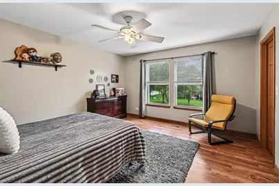 1922 Hemlock Drive, McHenry, IL 60050 - Photo 16