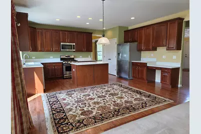1575 McClellan Drive, Lindenhurst, IL 60046 - Photo 18