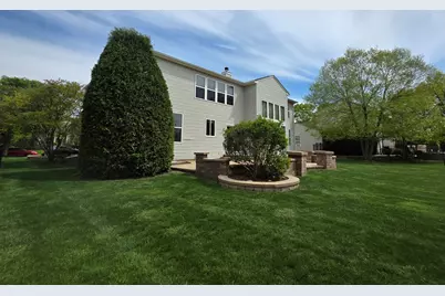 1575 McClellan Drive, Lindenhurst, IL 60046 - Photo 54