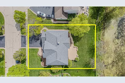 1575 McClellan Drive, Lindenhurst, IL 60046 - Photo 6