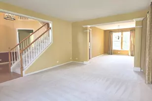 1575 McClellan Dr, Lindenhurst, IL 60046 - Photo 8