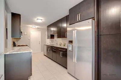 1252 Briarwood Lane, Libertyville, IL 60048 - Photo 10